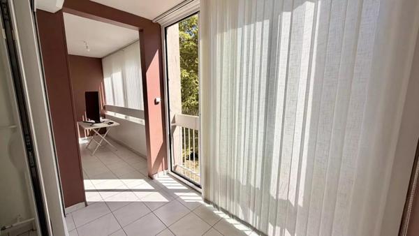 Appartement Vitrolles 4 pièce(s) 80 m2