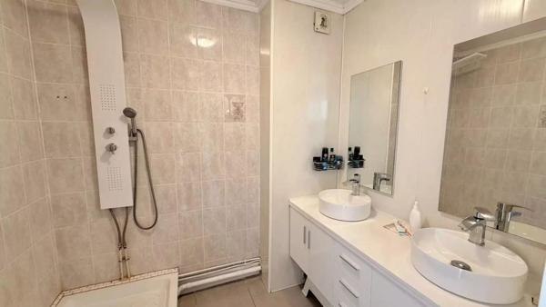 Appartement Vitrolles 4 pièce(s) 80 m2