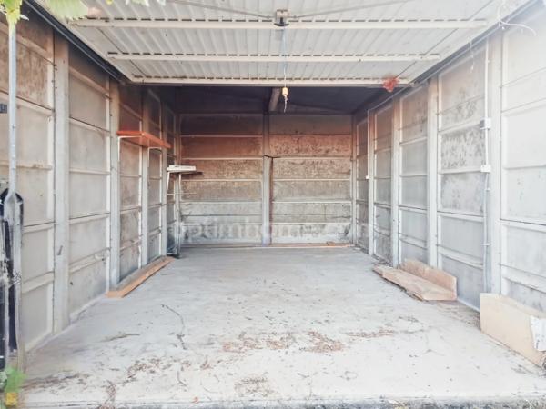 Maison de Ville sur deux niveaux - 3 pièces - 2 chambres - Dépendance - Garage - Terrain 609 m² - 87210 LE DORAT