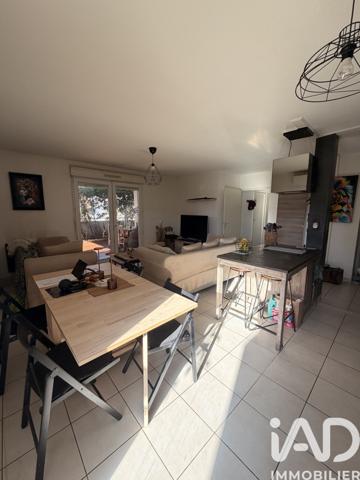 Appartement à vendre 3 pièces 71 m² Vitrolles