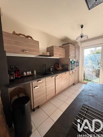 Appartement à vendre 3 pièces 71 m² Vitrolles