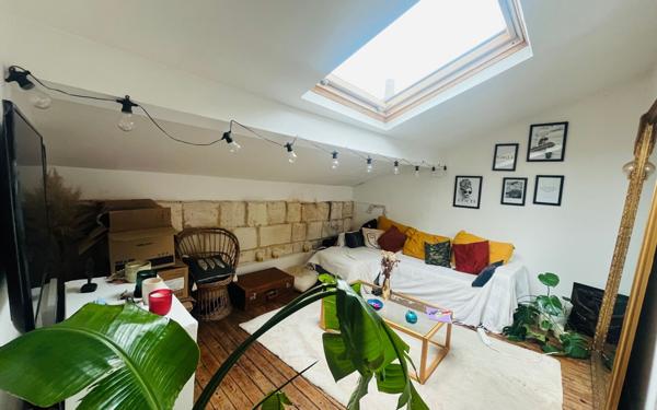 Appartement à vendre    2 pièces • 42 m2 Bordeaux