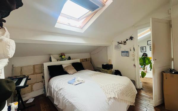 Appartement à vendre    2 pièces • 42 m2 Bordeaux