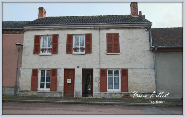 Maison à vendre 5 pièces COURCELLES-LE-ROI (45) Grande pièce, 3 chambres, véranda