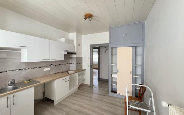 Appartement à louer    3 pièces •  Souffelweyersheim