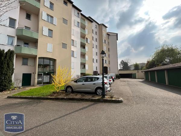 Appartement à louer 2 pièces 51.77m² Charnay-lès-Mâcon (71850)