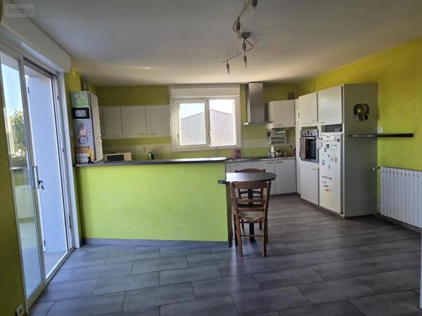 Achat - Maison Château-Gontier-sur-Mayenne 53200 7 pièces 143 m 2 3663 m 2