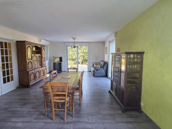 Achat - Maison Château-Gontier-sur-Mayenne 53200 7 pièces 143 m 2 3663 m 2