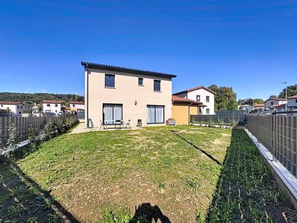 Reyrieux (01600) Maison familiale moderne et éco-performante: