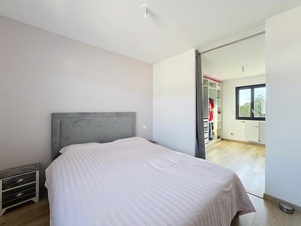 Reyrieux (01600) Maison familiale moderne et éco-performante: