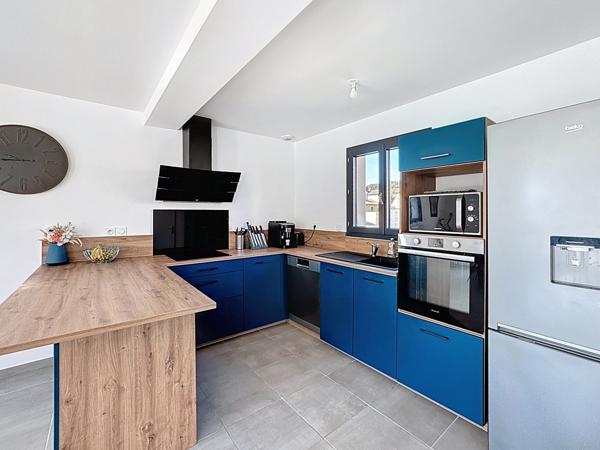 Reyrieux (01600) Maison familiale moderne et éco-performante: