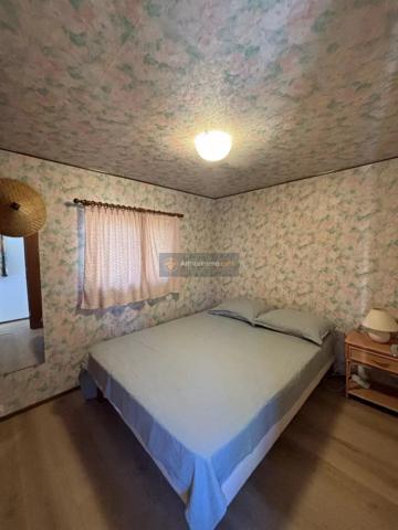 Vente                                                      Terrain
                        
                                         540 m2                     à Fréjus
