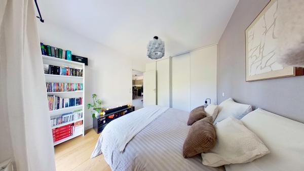 Appartement
         2 pièces
        - 50 m² Exclusivité 225 000 € *
