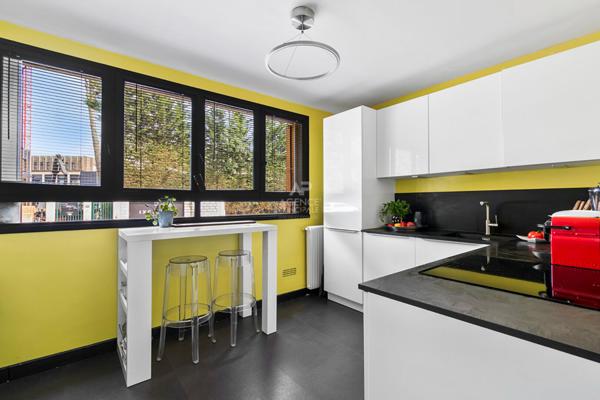 Appartement Saint Germain En Laye 3 pièce(s) 76.01 m2 €399 000 ** - Référence 17342