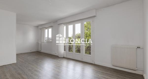 À vendre Appartement 4 pièces 73.11 m² - Petit-couronne 76650