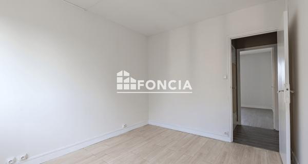 À vendre Appartement 4 pièces 73.11 m² - Petit-couronne 76650