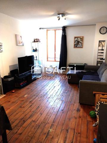 Immeuble - Deux Grands Appartements à Aigueperse pour habiter ou pour louer