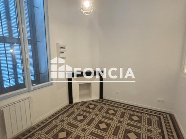 Location Appartement 2 pièces 30.4 m² - 1 RUE ARGHALIER Sete 34200