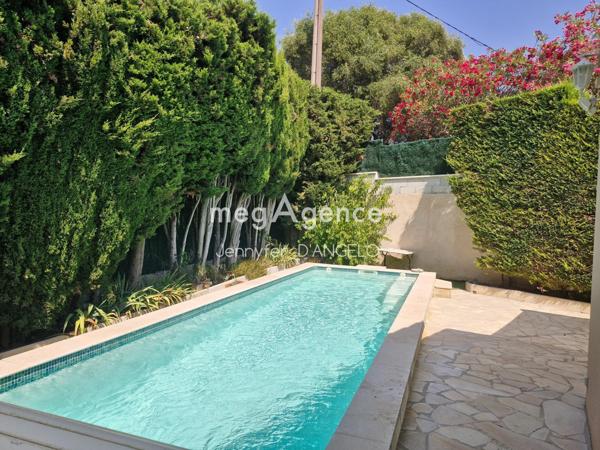 Maison à SANARY-SUR-MER, 83110 - 5 pièces 109m²