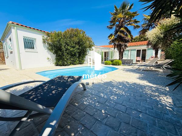 maison de plain pied 4 chambres avec piscine à la Tranche sur mer