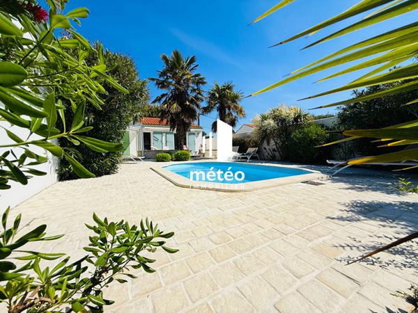 maison de plain pied 4 chambres avec piscine à la Tranche sur mer