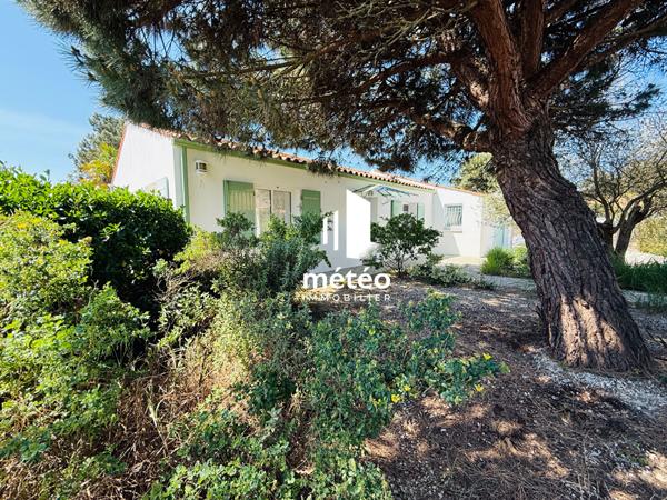 maison de plain pied 4 chambres avec piscine à la Tranche sur mer