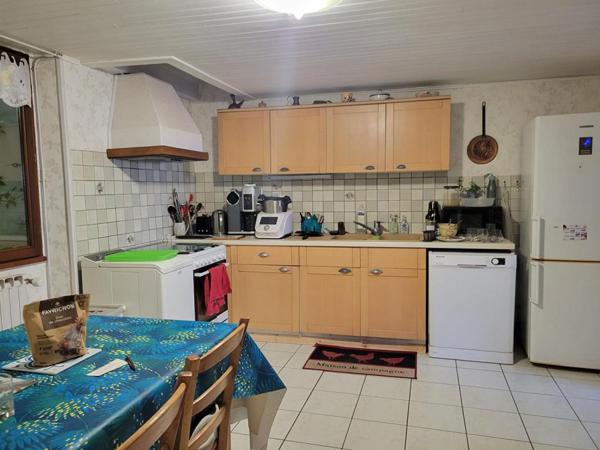 Maison La Biolle-ensemble immobilier - 7 pièce(s) 175 m2- batiment