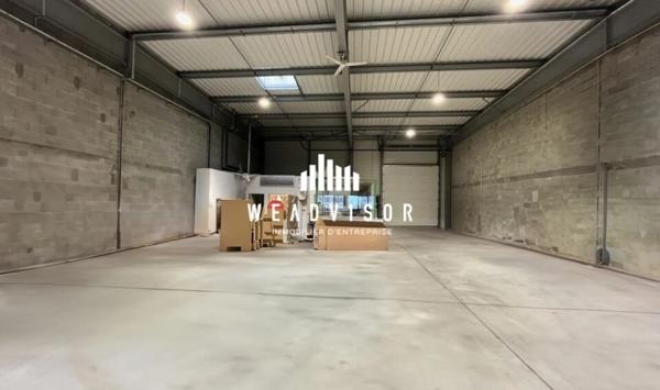 A LOUER : LOCAL D'ACTIVITÉ D'ENVIRON 360 M² AVEC STATIONNEMENTS PRIVATIFS - ZONE INDUSTRIELLE SUD LE MANS (72)