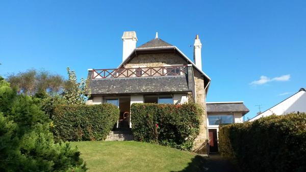 Maison en pierres vue mer à saint-malo les rosais