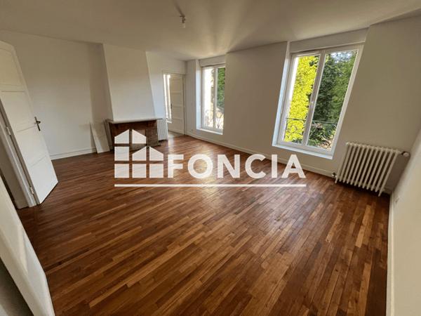 Location Appartement 3 pièces 87.01 m² - 21/23 RUE HENRI LAFOREST Flers 61100
