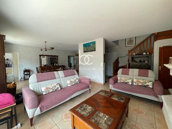 SAINT GILDAS DE RHUYS Maison 7 pièces 176 m²