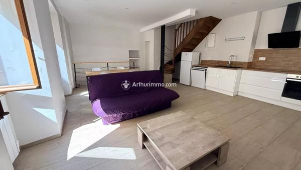 Vente                                                      Maison de ville
                        
                     3 pièces                      71 m2                     à Millau