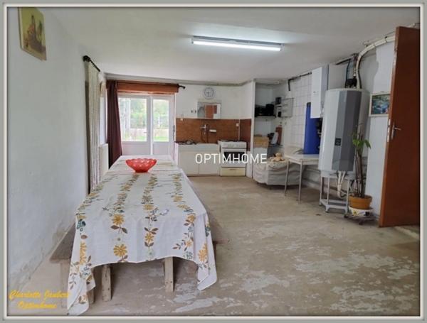 Maison à vendre 6 pièces Proche de SAINT AULAYE PUYMANGOU (24)