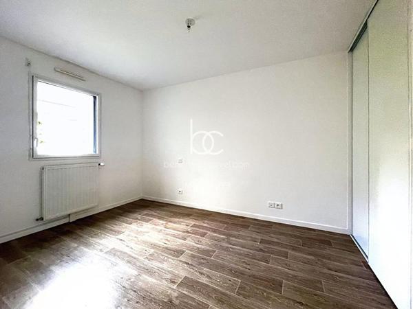 SAINT AVE Appartement 2 pièces 45 m²