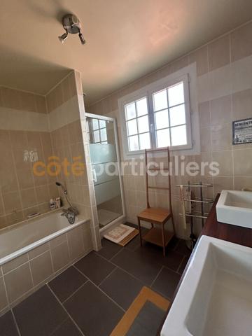 Vente
                Maison130 m² - 4 Pièces -
                    SOULAC SUR MER (33780)