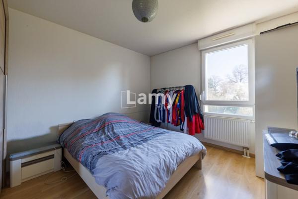 Appartement 3 pièces avec terrasse et garage