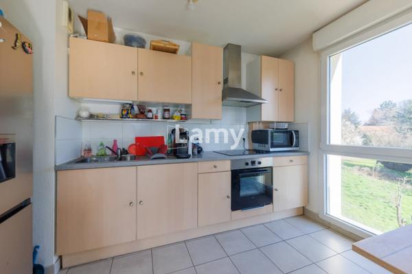 Appartement 3 pièces avec terrasse et garage