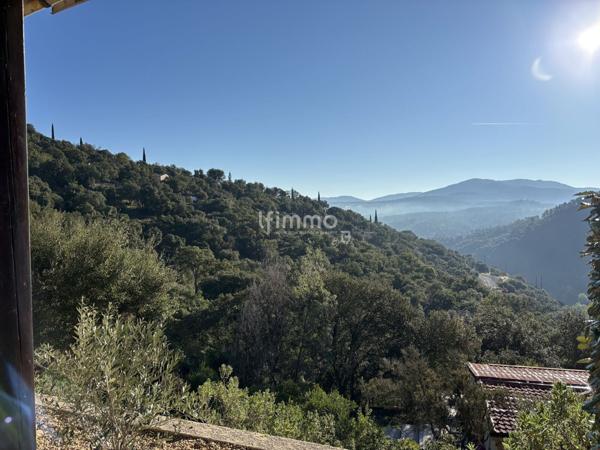 Maison de vacances de 3 pièces et dépendances