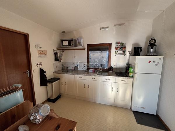 Maison de vacances de 3 pièces et dépendances