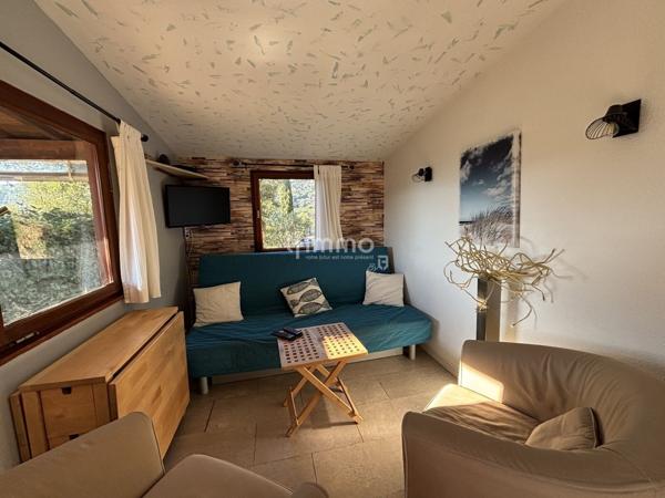 Maison de vacances de 3 pièces et dépendances