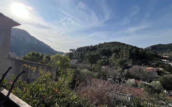 Appartement à vendre    3 pièces •  Solliès-Pont