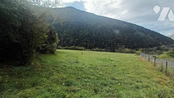 Terrain à bâtir 970m²