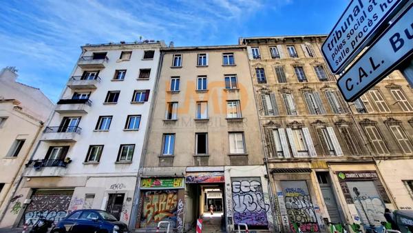 Vente Lot constitué d'un local commercial et d'un appartement T1