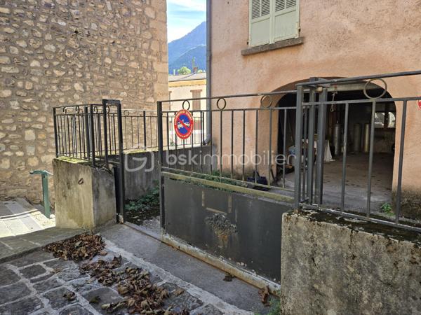 Maison de village de 289 m²