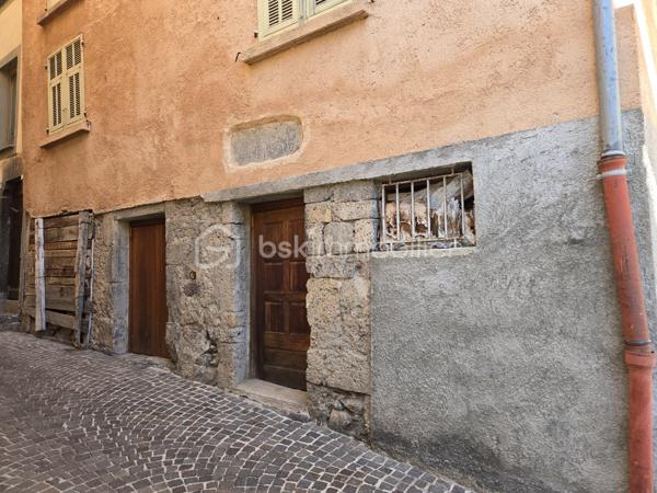 Maison de village de 289 m²