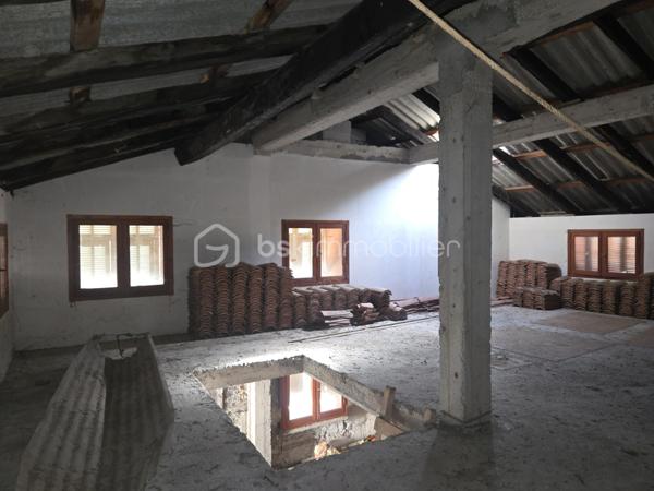 Maison de village de 289 m²