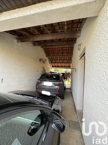 Maison à vendre 6 pièces 140 m² Saint-Yrieix-sur-Charente