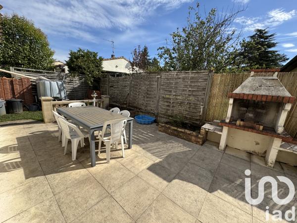 Maison à vendre 6 pièces 140 m² Saint-Yrieix-sur-Charente