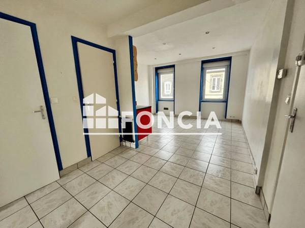 Location Appartement 2 pièces 42 m² - 38 RUE BUGEAUD Brest 29200