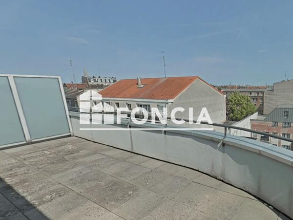Location Appartement 2 pièces 61.72 m² - 37 RUE DE MOURMANT Lille 59000